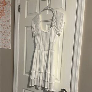 White Ruffled Short Sleeve Dress🤍